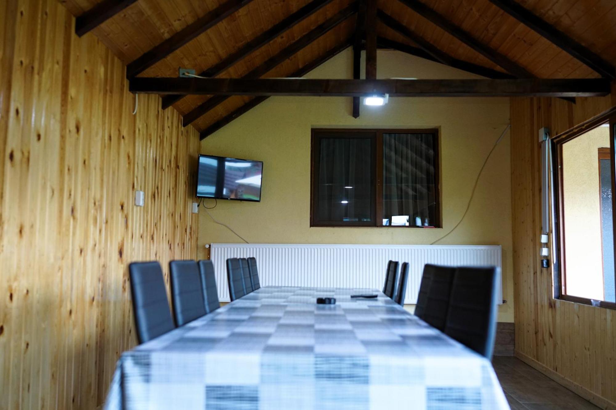 Popasul Galesean Hotel Galesu Luaran gambar